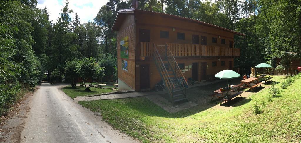 Lesni Penzion Vranov Vranov nad Dyjí Buitenkant foto
